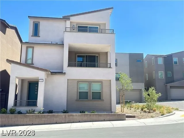 $2,620 | 11611 Earth Stone Avenue, Las Vegas, NV 89138