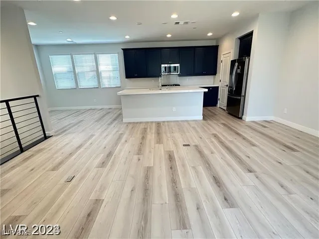 $2,620 | 11611 Earth Stone Avenue, Las Vegas, NV 89138