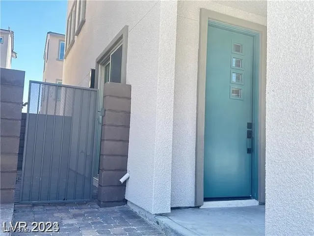 $2,620 | 11611 Earth Stone Avenue, Las Vegas, NV 89138