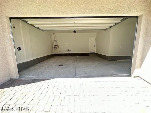 $2,620 | 11611 Earth Stone Avenue, Las Vegas, NV 89138