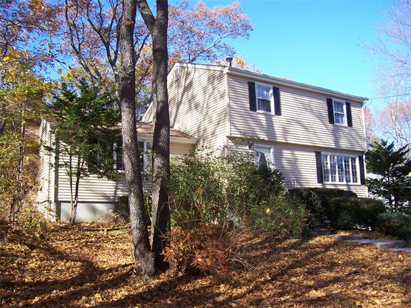 10 Walcott Road Beverly, MA 01915 - Photo 2 of 25 Gallery Image 2