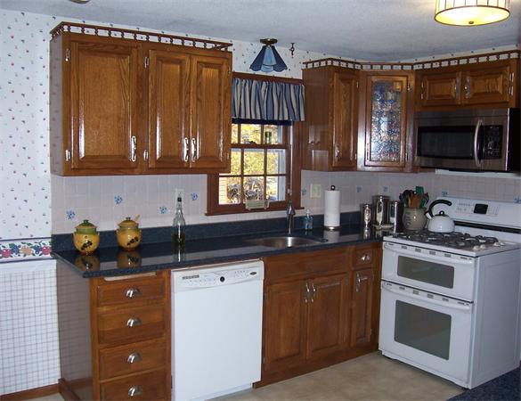 10 Walcott Road Beverly, MA 01915 - Photo 5 of 25 Gallery Image 5