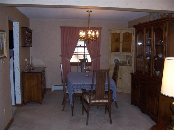 10 Walcott Road Beverly, MA 01915 - Photo 8 of 25 Gallery Image 8