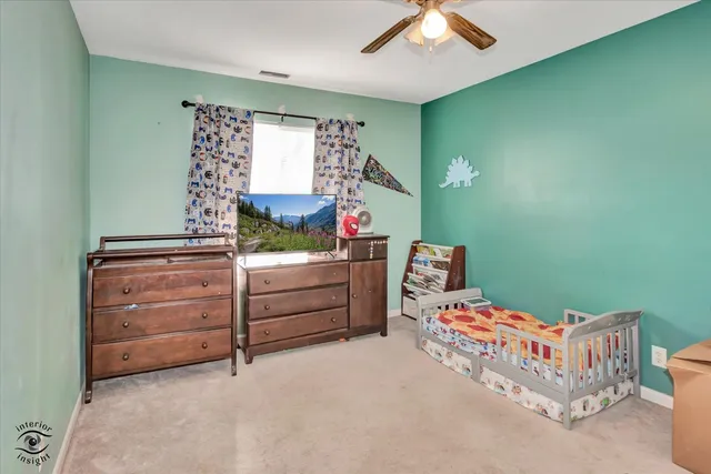 $285,000 | 1831 South Wentworth Circle, Romeoville, IL 60446