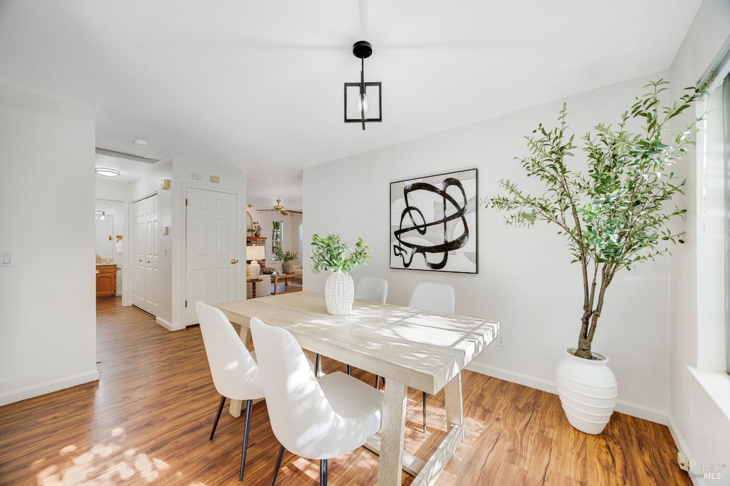 1874 Amy Avenue Santa Rosa, CA 95401 - Photo 10 of 53 fThe formal dining room