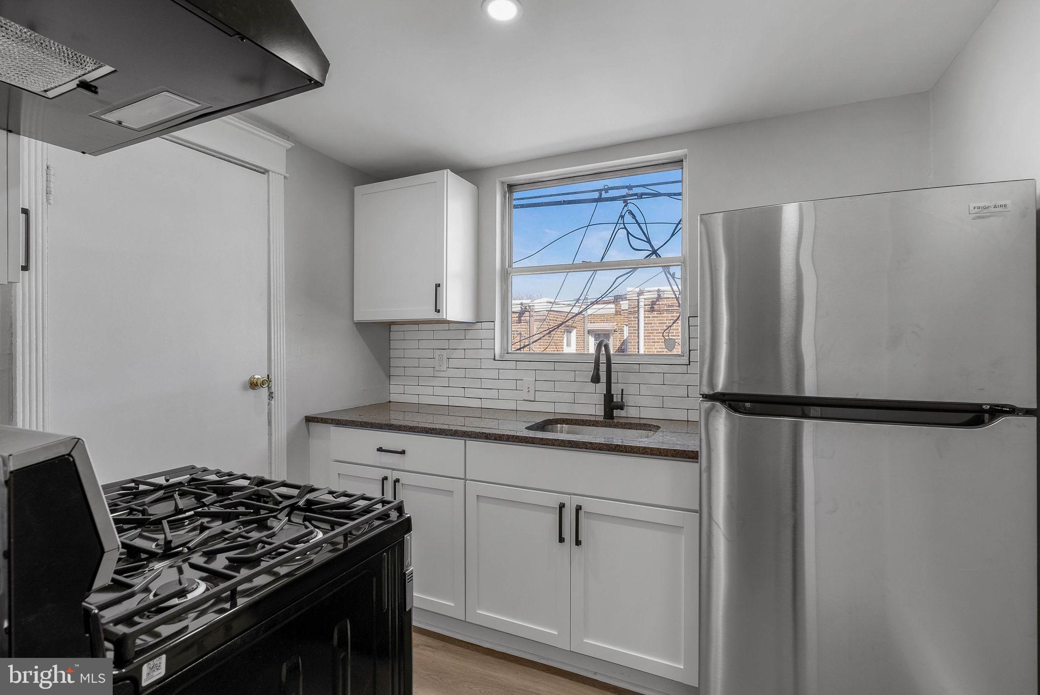 513 Woodcliffe Road Upper Darby, PA 19082 - Photo 9 of 20