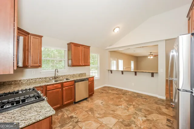 $3,130 | 110 Foster Circle, Fairburn, GA 30213