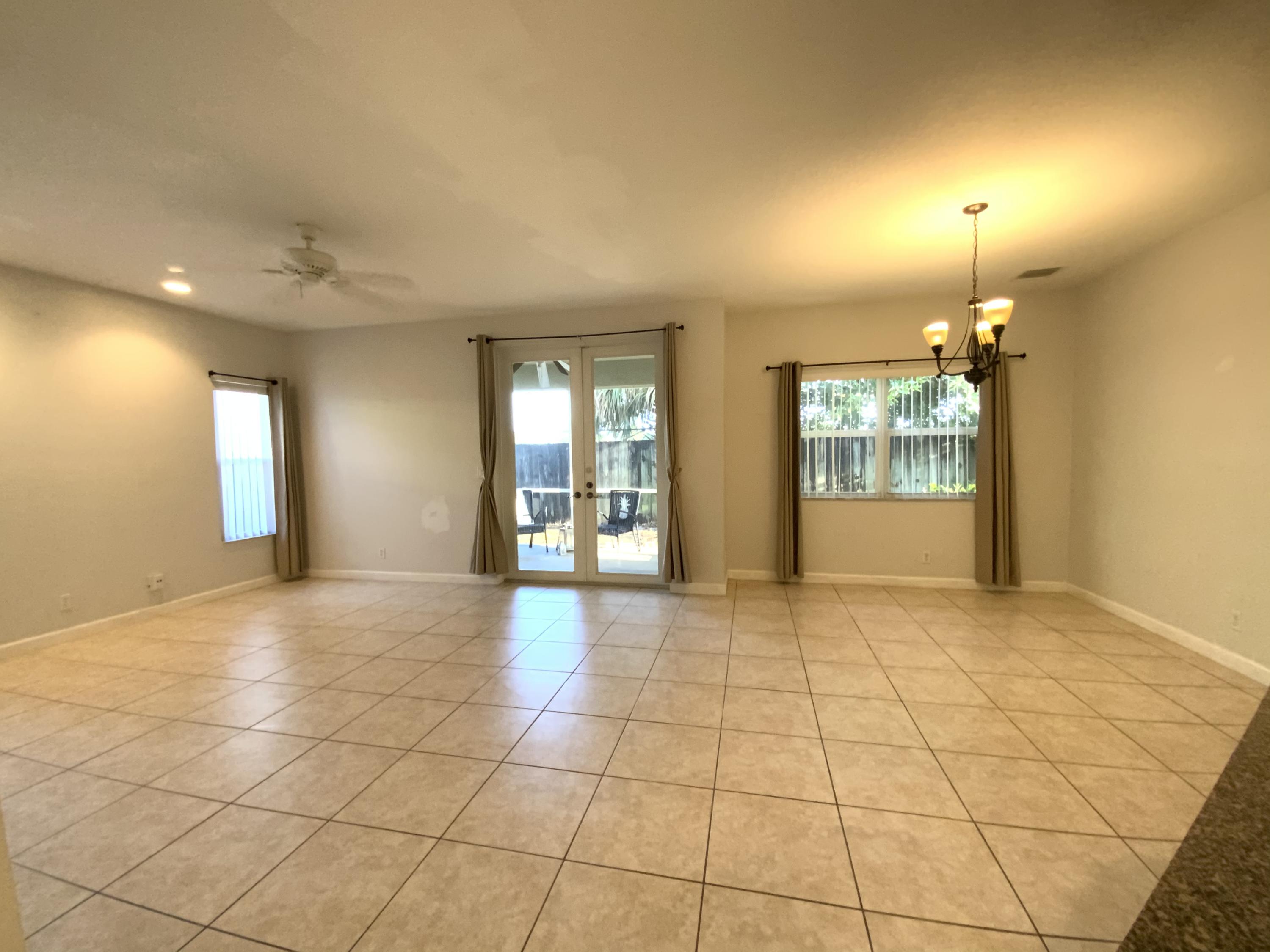 2033 Prairie Key Road Palm Springs, FL 33406 - Photo 3 of 19 A2AC903E-FA03-4423-911A-C3E7E1881036