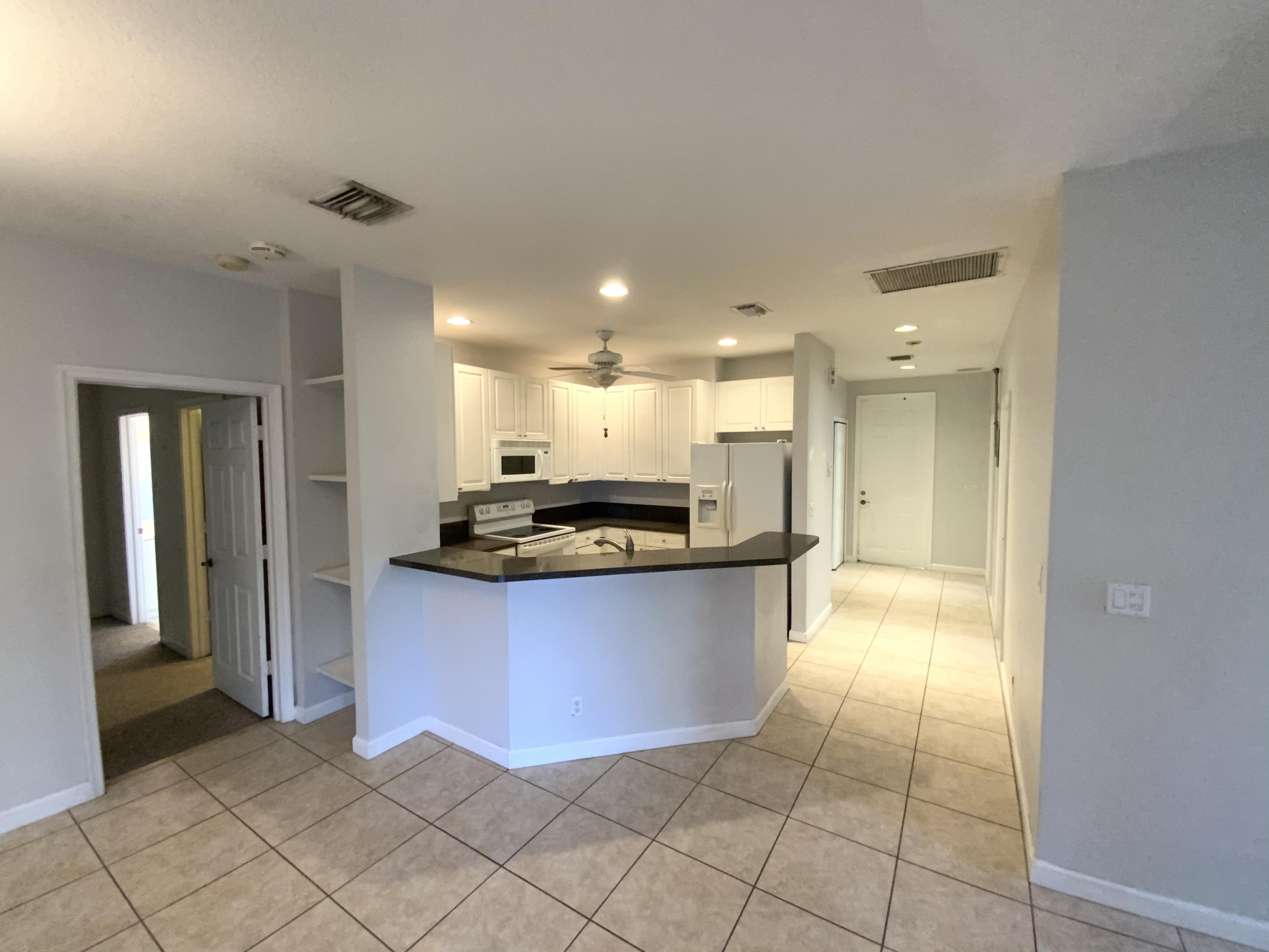 2033 Prairie Key Road Palm Springs, FL 33406 - Photo 5 of 19 47306ADC-B165-4DAD-B751-60F1AAE77046