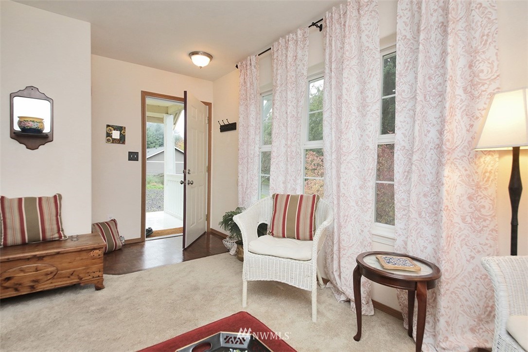 3678 Britzman Loop Clinton, WA 98236 - Photo 13 of 27 Gallery Image 13