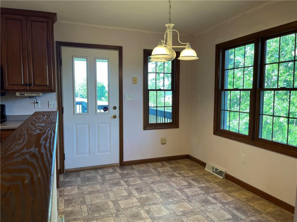 110 Nesbit Road Oakdale, PA 15071 - Photo 12 of 24 Gallery Image 12