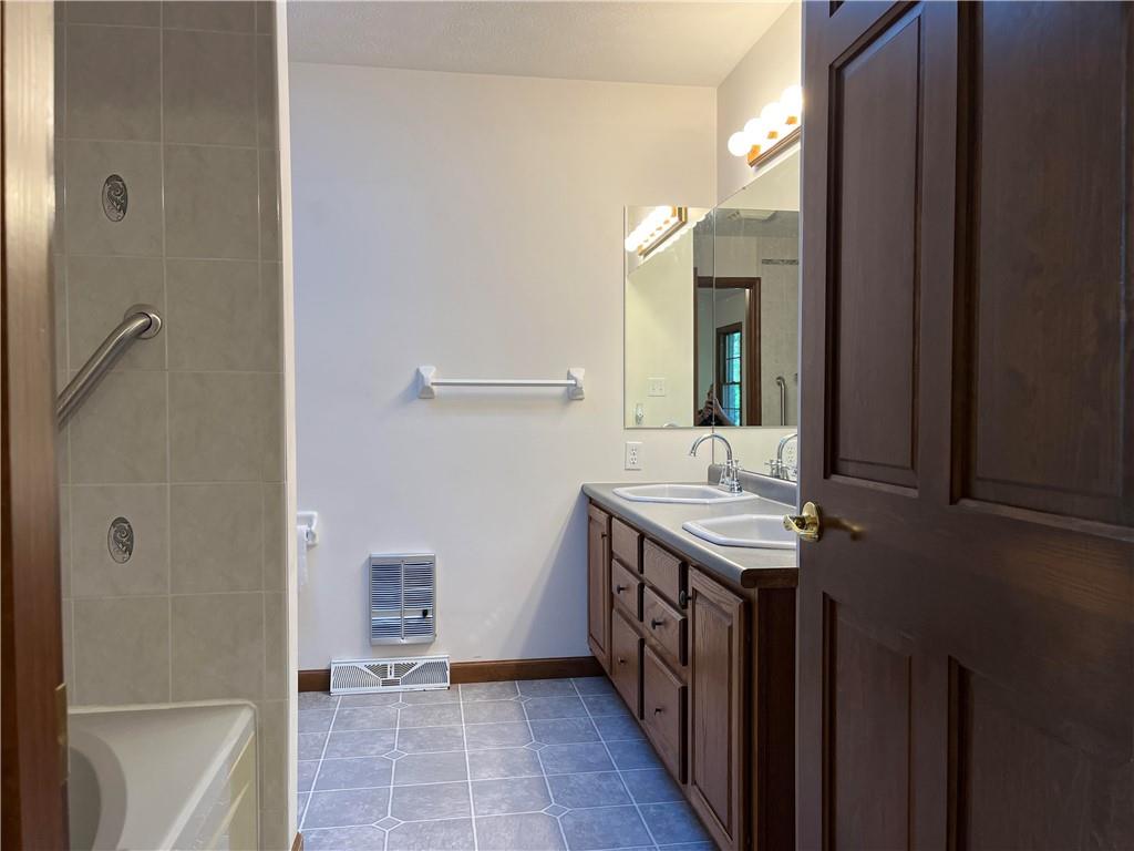 110 Nesbit Road Oakdale, PA 15071 - Photo 18 of 24 Gallery Image 18