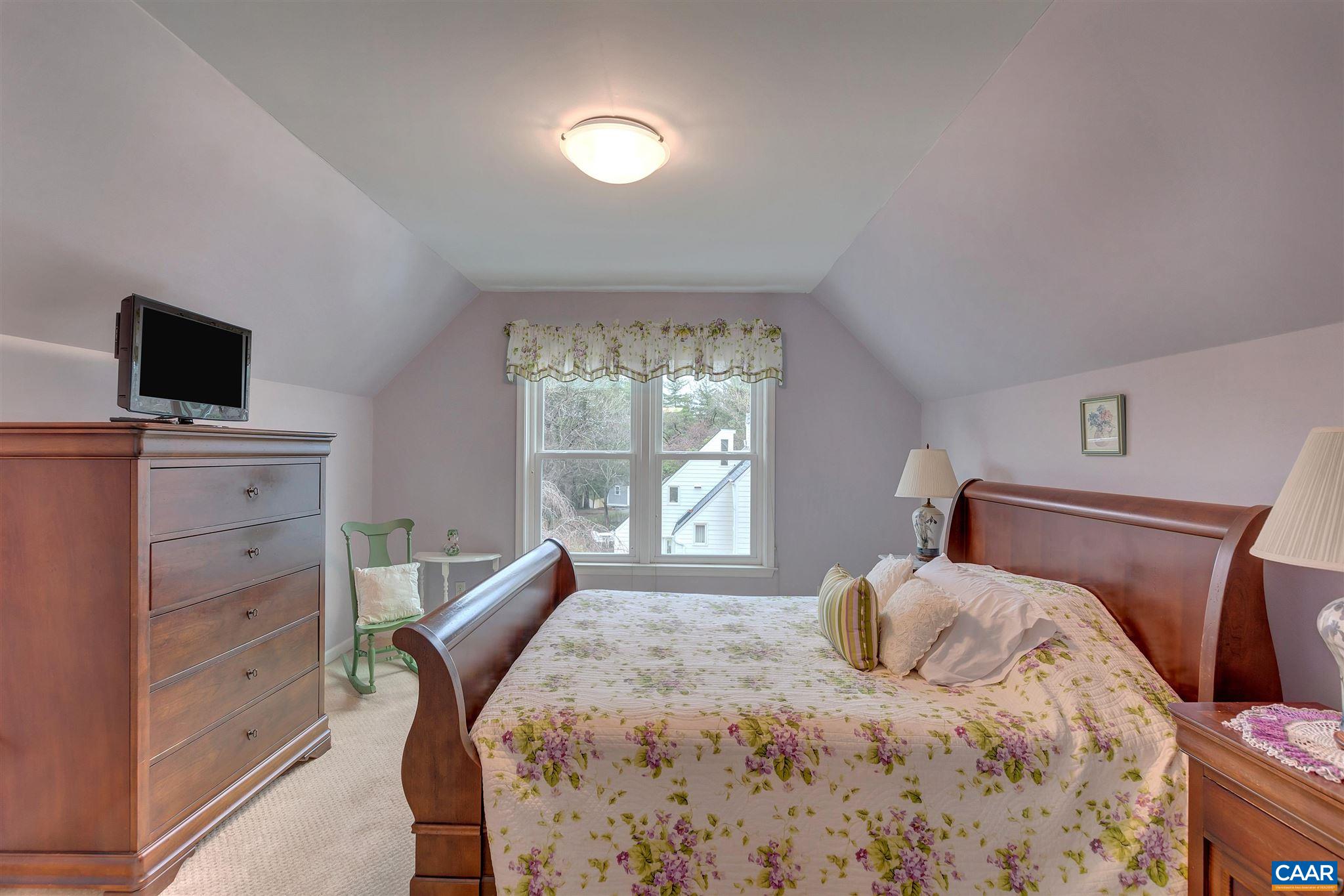 1616 Meadowbrook Heights Road Charlottesville, VA 22901 - Photo 19 of 32 Gallery Image 19