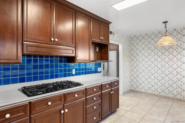 $1,975,000 | 2650 Narcissus Drive, San Diego, CA 92106