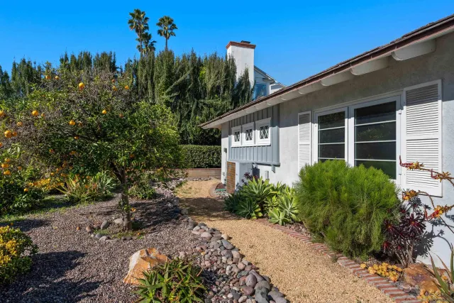 $1,975,000 | 2650 Narcissus Drive, San Diego, CA 92106