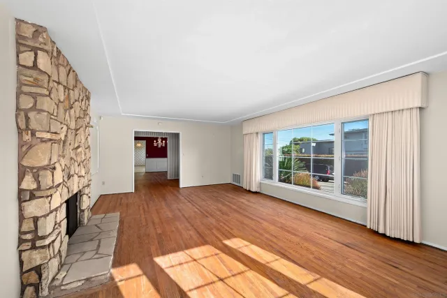 $1,975,000 | 2650 Narcissus Drive, San Diego, CA 92106