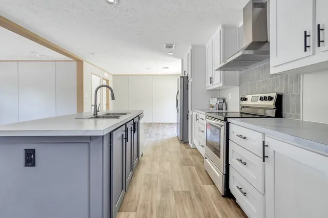 $199,000 | 236 Three C Road, Jesup, GA 31545