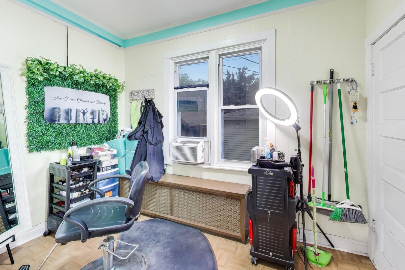 3848 West Irving Park Road Chicago, IL 60618 - Photo 7 of 27 Gallery Image 7