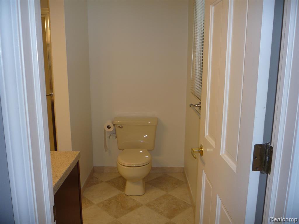 651 Timberline Drive Rochester Hills, MI 48309 - Photo 50 of 74 Gallery Image 50