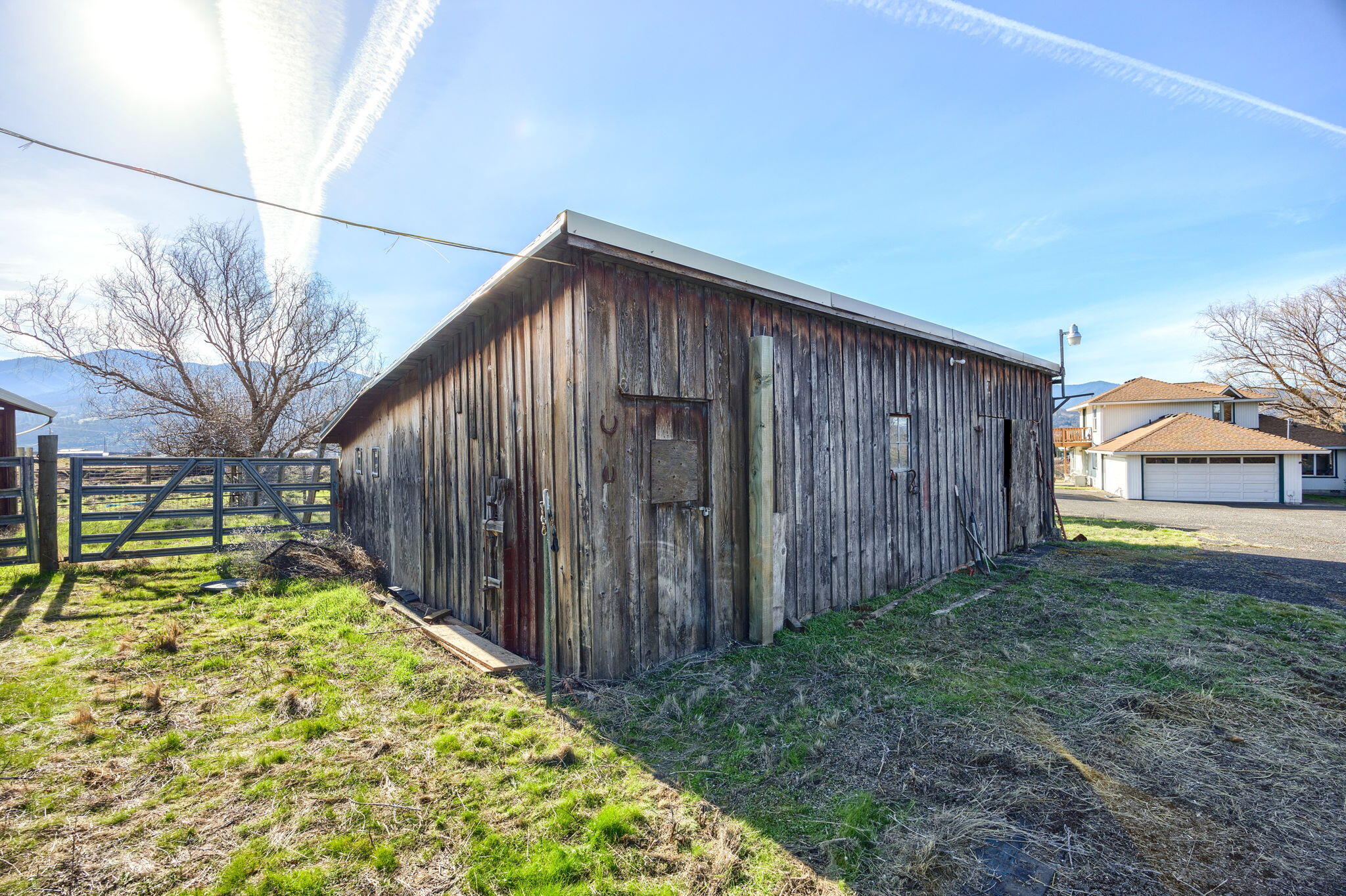96 West Valley View Road Ashland, OR 97520 - Photo 7 of 51 ApxWVV (53)