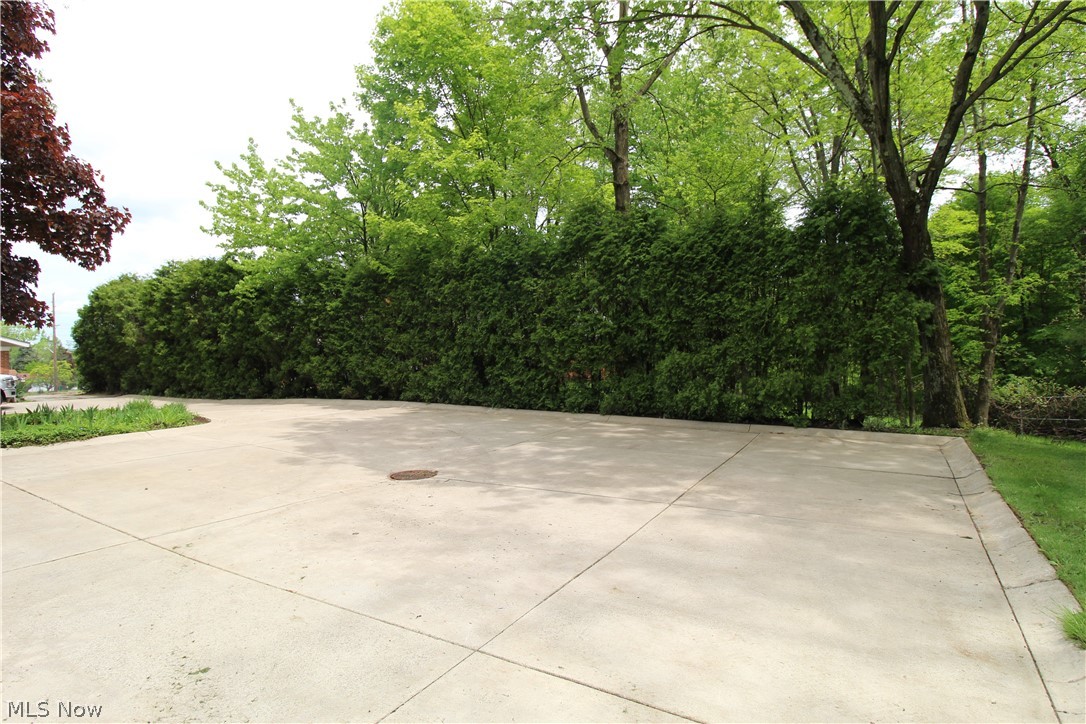 1918 Rockside Road Independence, OH 44131 - Photo 32 of 33