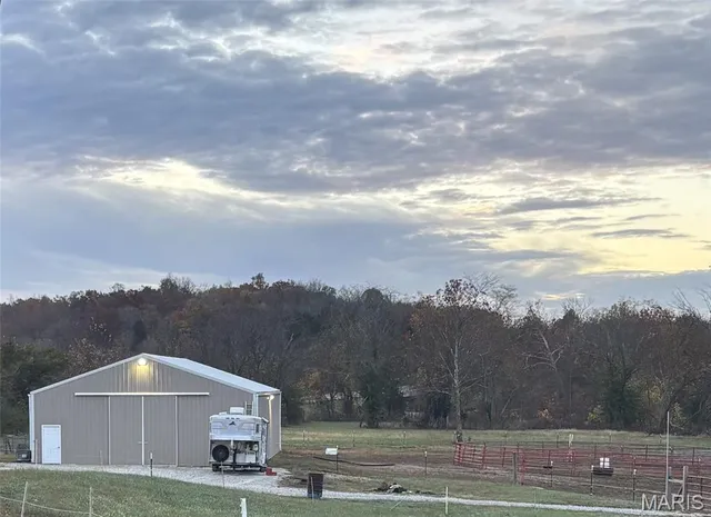$1,199,000 | 3700 State Rd V, De Soto, MO 63020