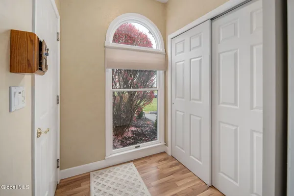 $549,900 | 63 Bittersweet Lane, Bethlehem, NY 12159