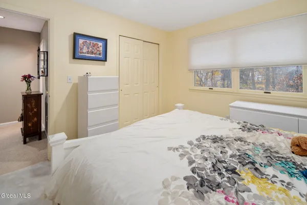 $549,900 | 63 Bittersweet Lane, Bethlehem, NY 12159