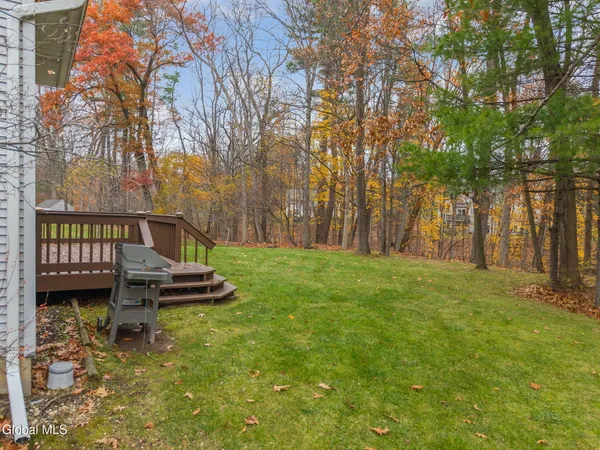 $549,900 | 63 Bittersweet Lane, Bethlehem, NY 12159