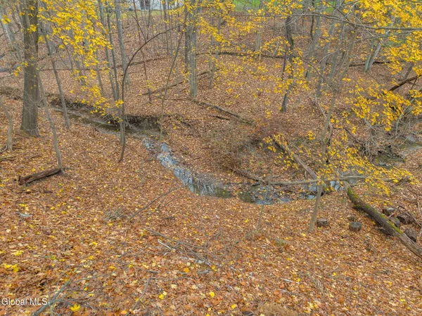 $549,900 | 63 Bittersweet Lane, Bethlehem, NY 12159