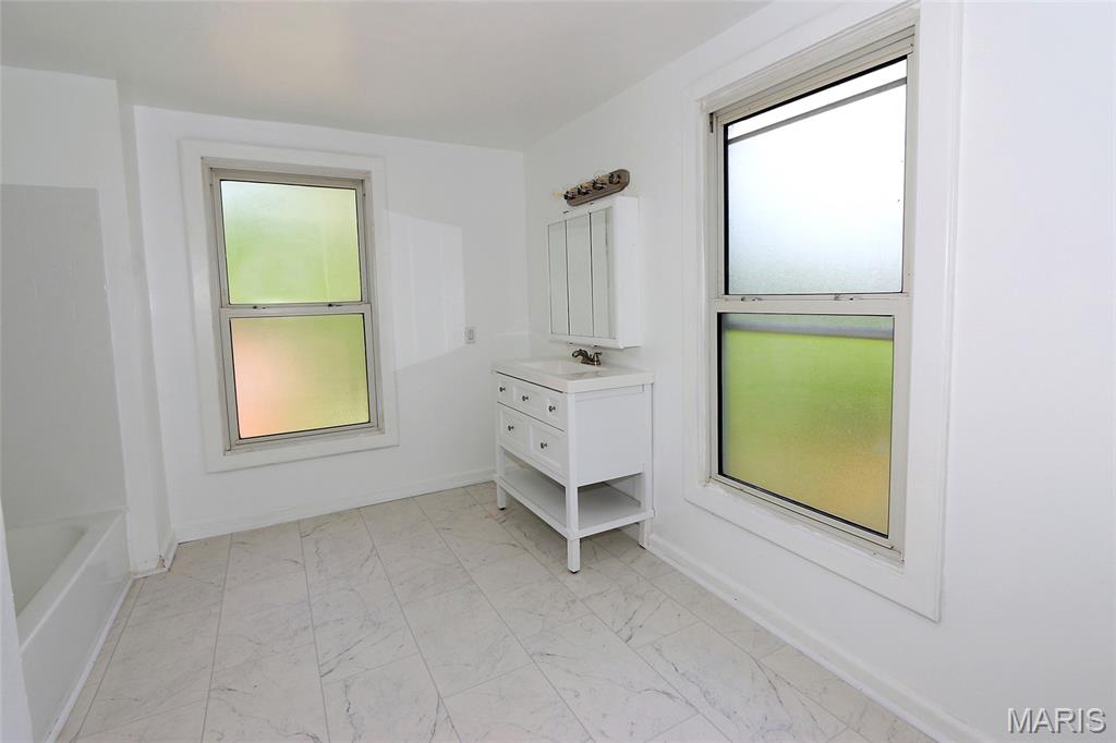 2633 Terrace Lane Jennings, MO 63136 - Photo 20 of 26