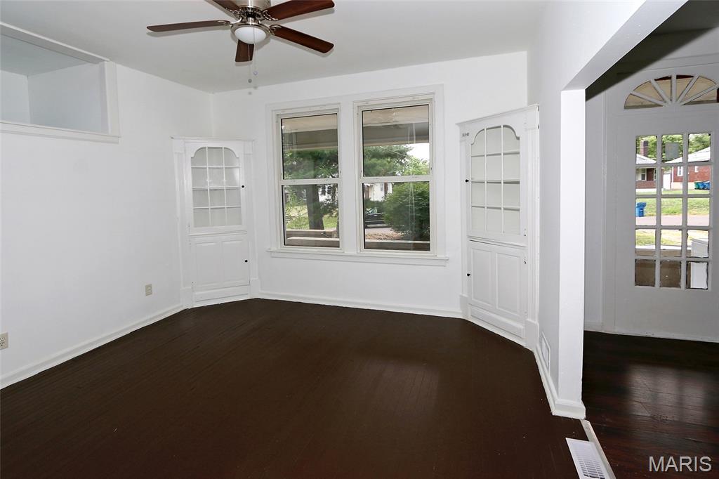 2633 Terrace Lane Jennings, MO 63136 - Photo 3 of 26