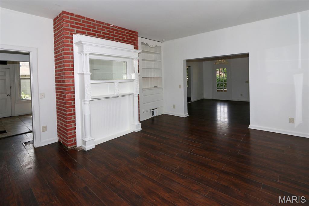 2633 Terrace Lane Jennings, MO 63136 - Photo 7 of 26