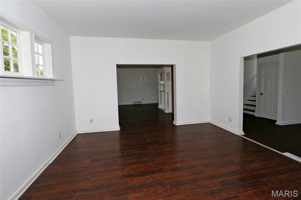 2633 Terrace Lane Jennings, MO 63136 - Photo 9 of 26