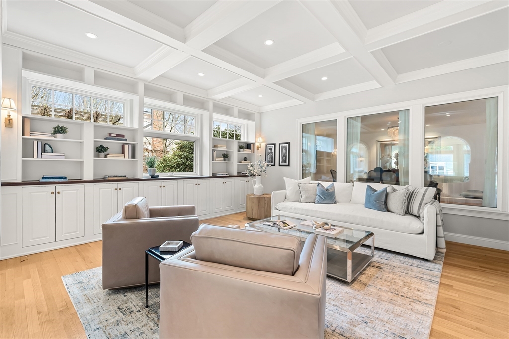 27 Radcliffe Road Wellesley, MA 02482 - Photo 12 of 38