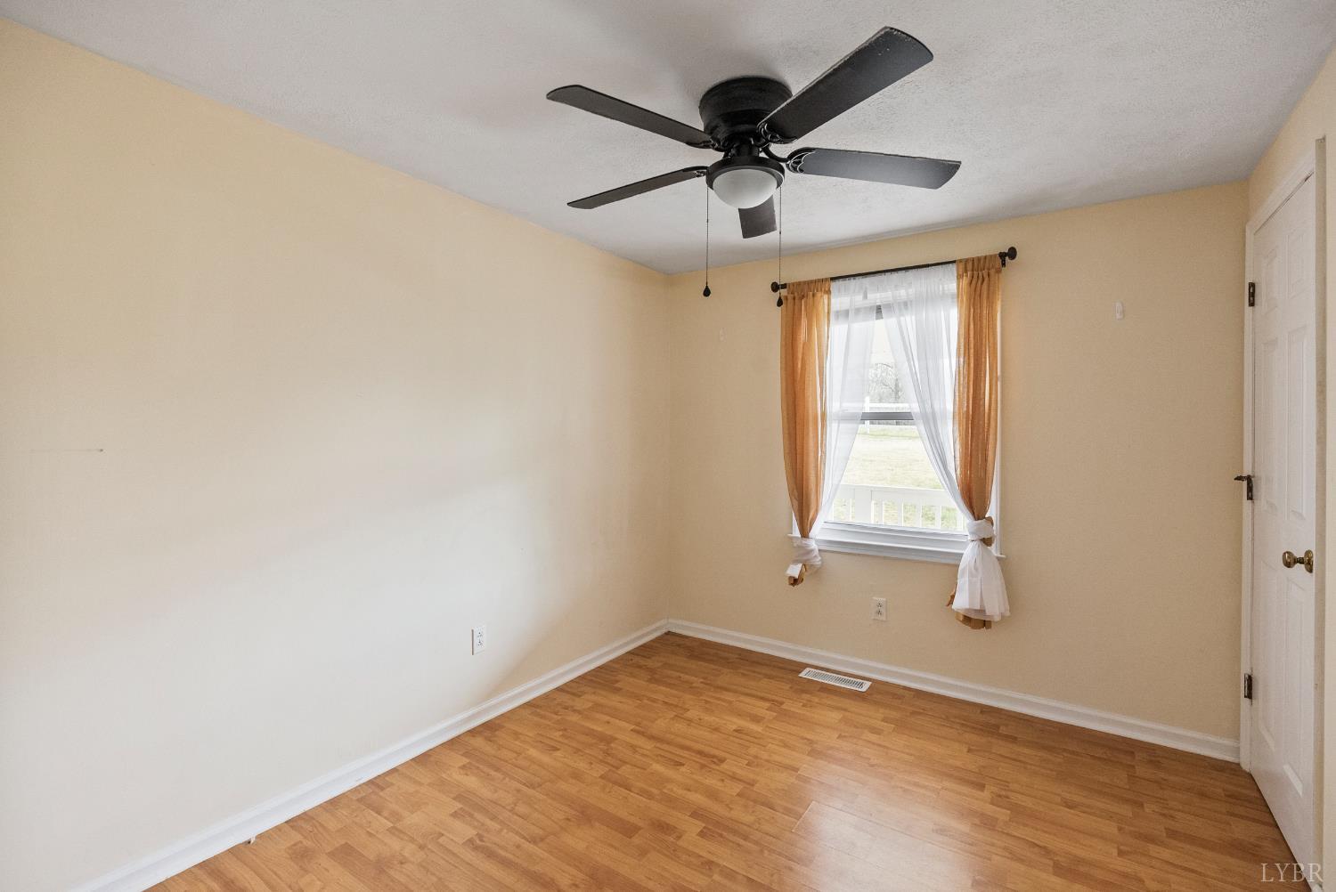 997 Toytown Road Amherst, VA 24521 - Photo 14 of 50