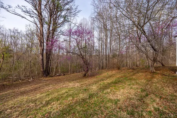 $239,900 | 997 Toytown Road, Amherst, VA 24521