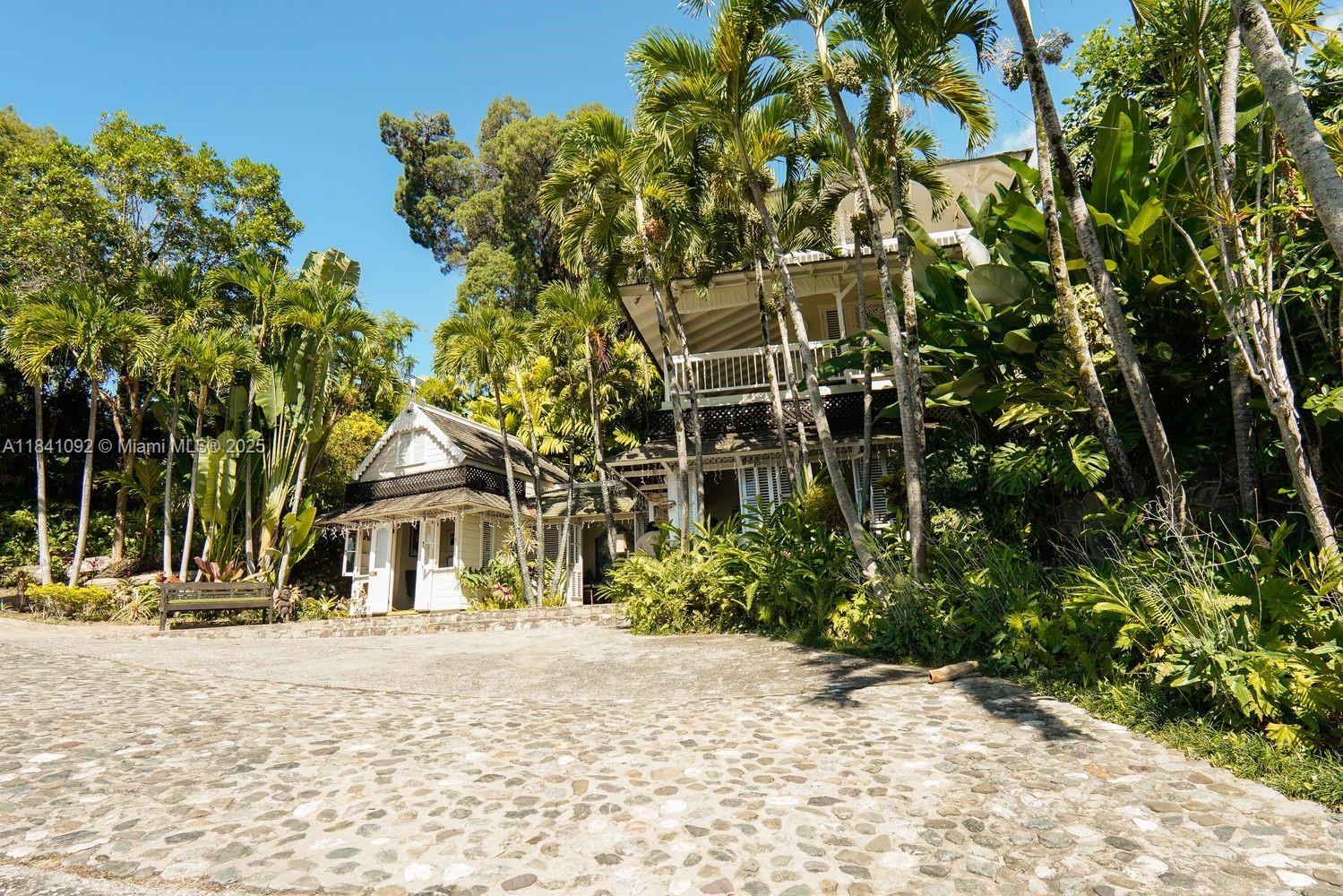 B1 New Castle Road undefined, - 00000 - Photo 13 of 38 a front view of a house with a yard