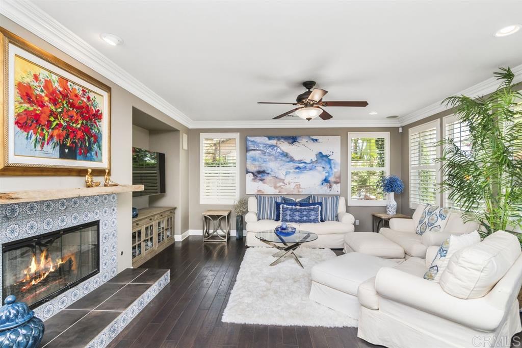 7353 Corte TOMILLO Carlsbad, CA 92009 - Photo 4 of 25