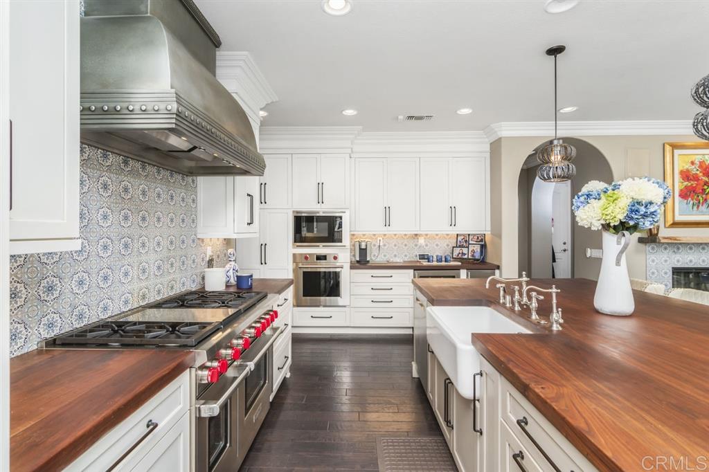 7353 Corte TOMILLO Carlsbad, CA 92009 - Photo 7 of 25