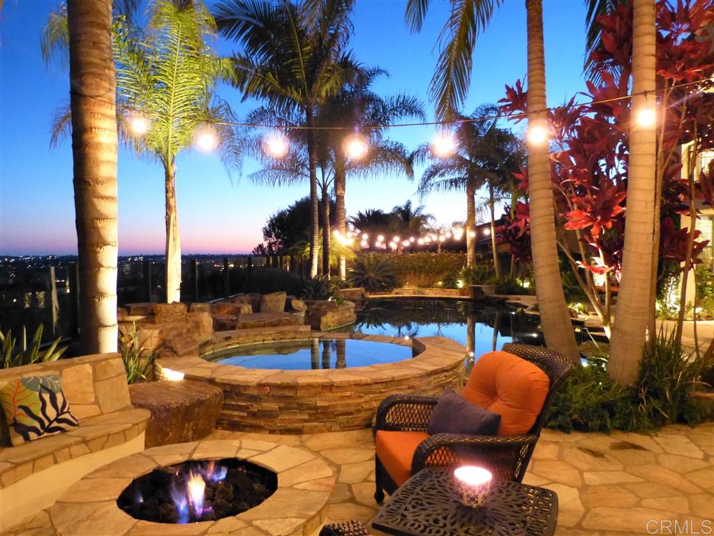 7353 Corte TOMILLO Carlsbad, CA 92009 - Photo 9 of 25