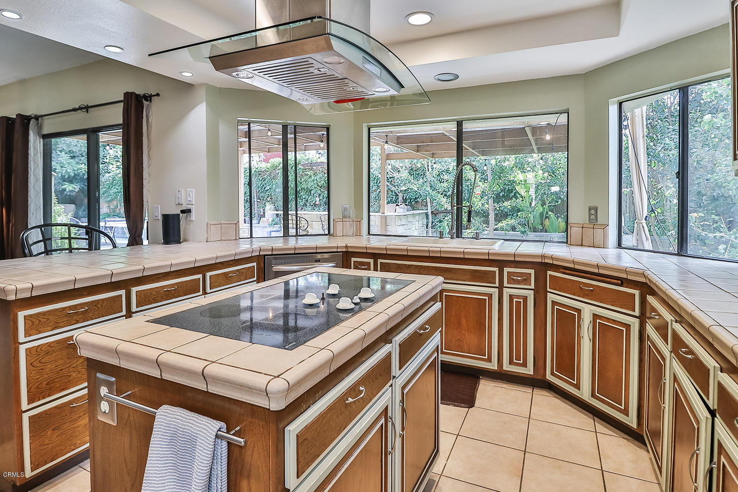 4225 Pancho Road Camarillo, CA 93012 - Photo 13 of 37 cKitchen5