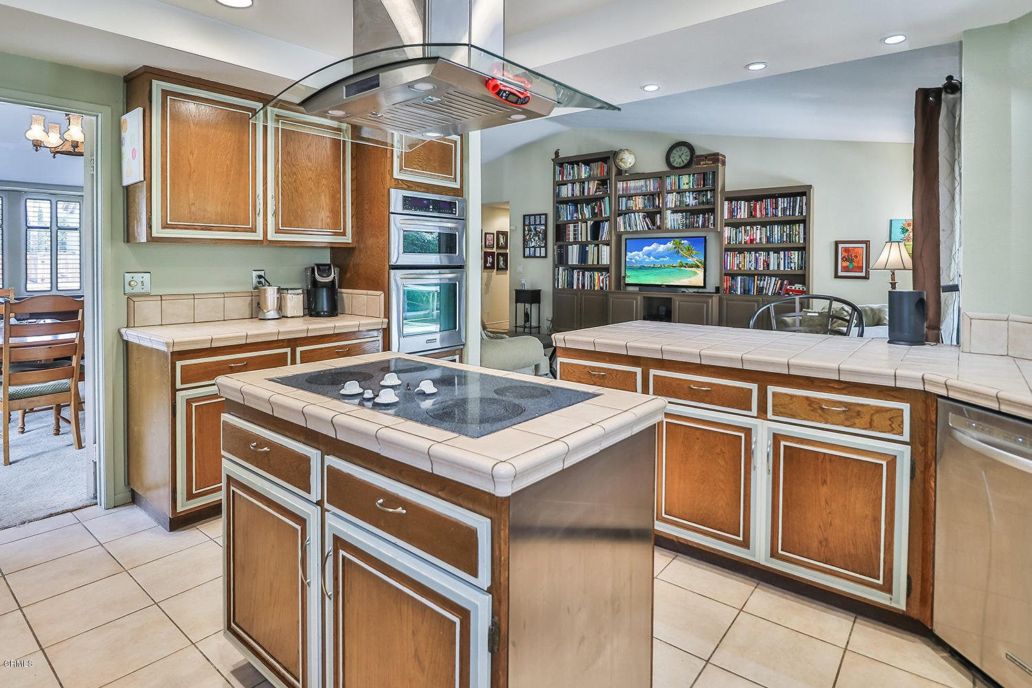 4225 Pancho Road Camarillo, CA 93012 - Photo 15 of 37 cKitchen7