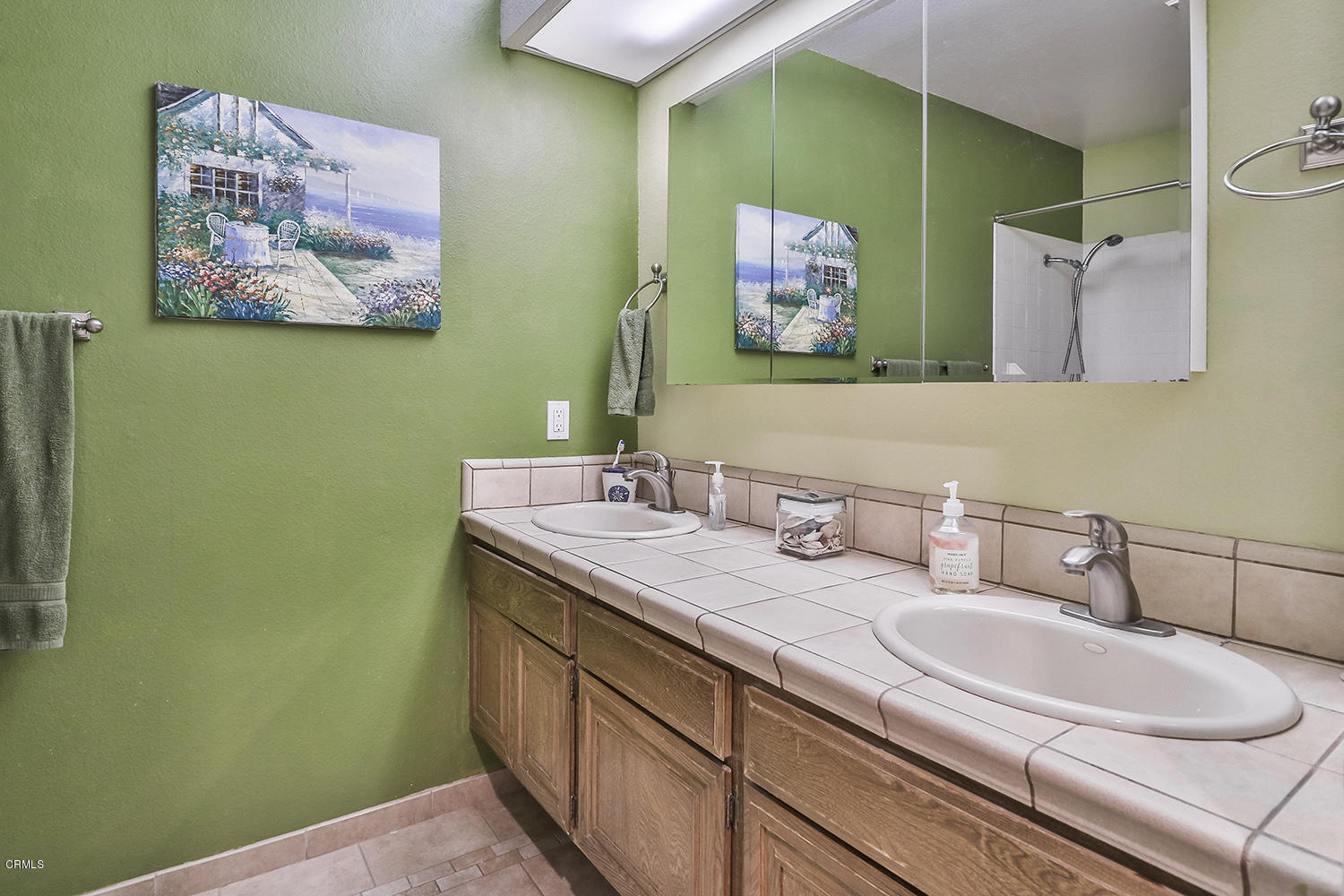 4225 Pancho Road Camarillo, CA 93012 - Photo 22 of 37 iHall Bath1