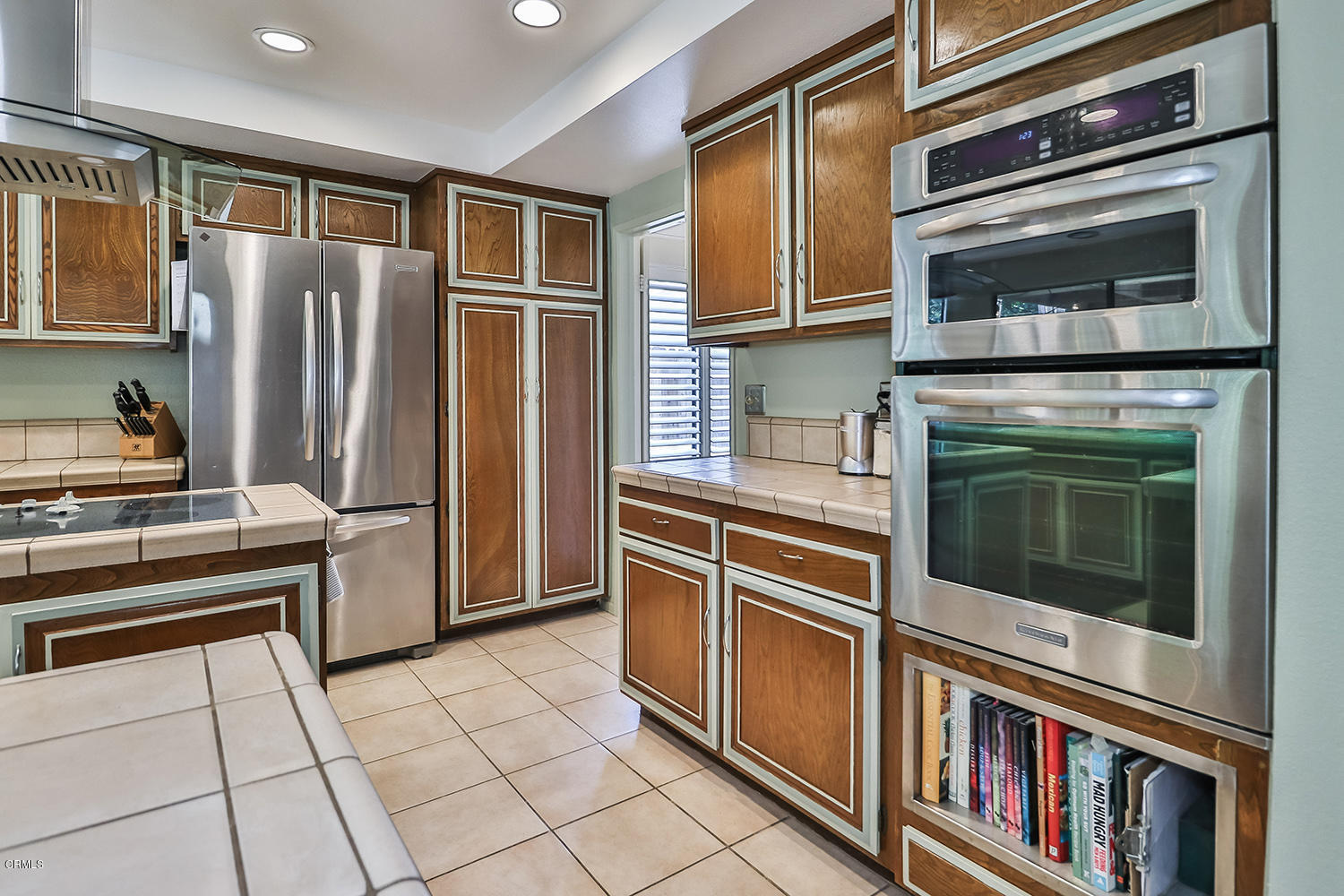 4225 Pancho Road Camarillo, CA 93012 - Photo 10 of 37 cKitchen2