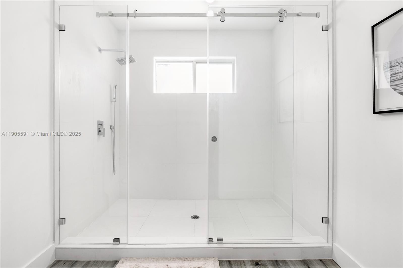 1123 Northeast 23rd Terrace Pompano Beach, FL 33062 - Photo 18 of 35 a bathroom with a bathtub