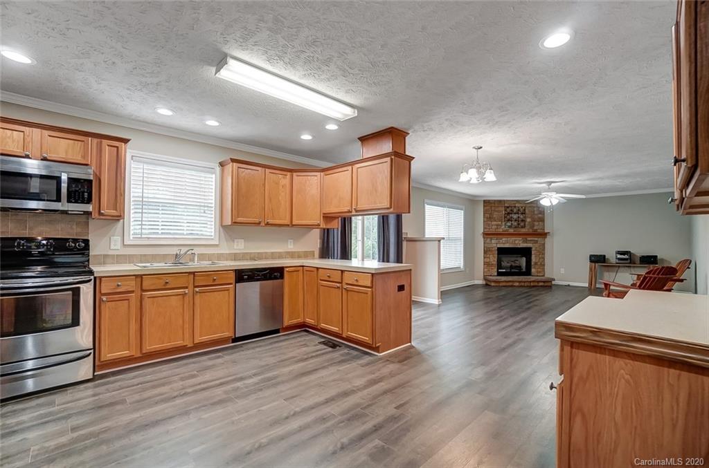 7807 Henry Harris Road Indian Land, SC 29707 - Photo 7 of 26 Gallery Image 7