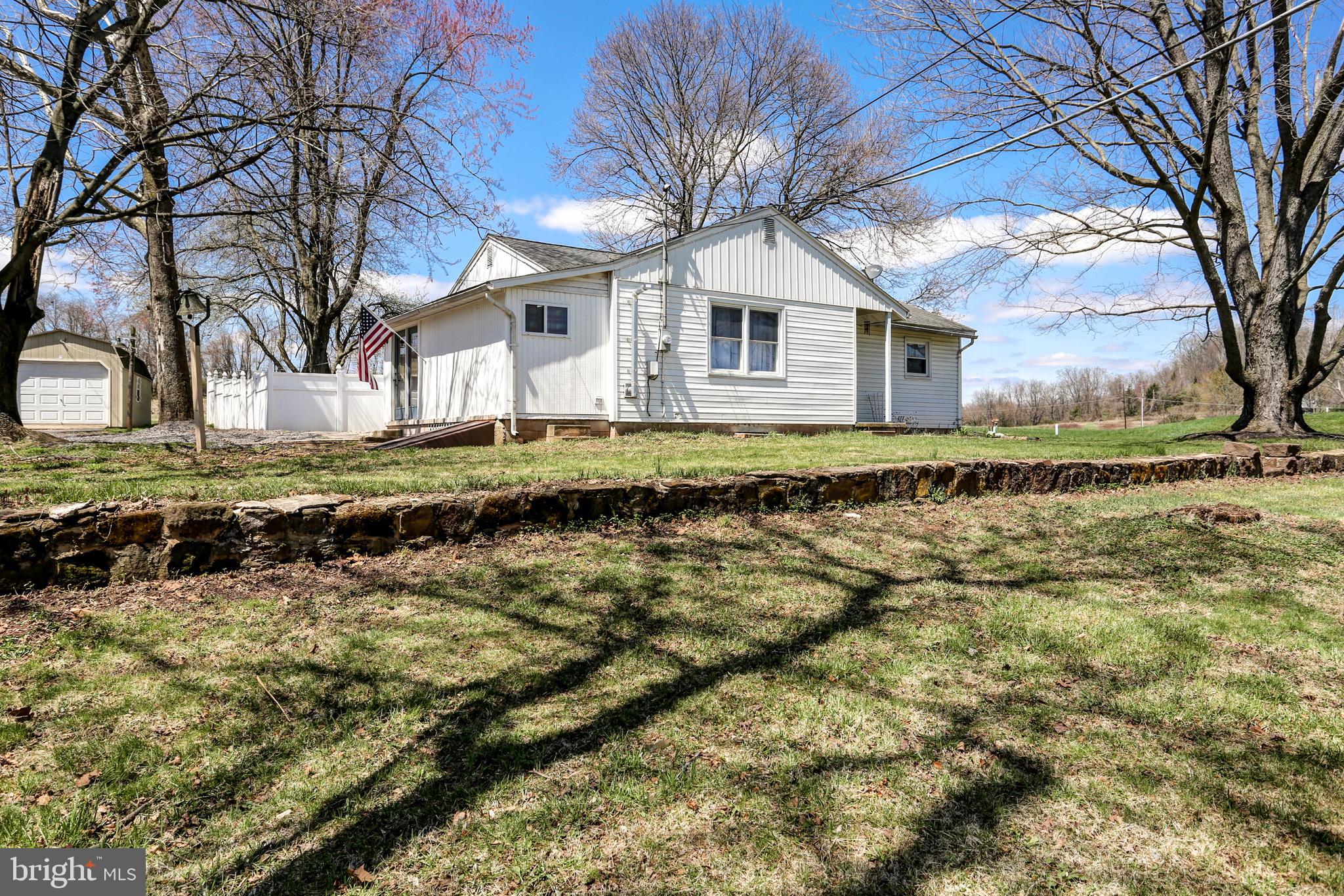 793 Heck Hill Road Lewisberry, PA 17339 - Photo 2 of 29 Rural Living, close to I-83