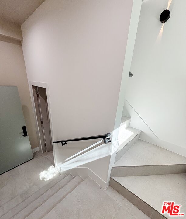 713 Devirian Place Altadena, CA 91001 - Photo 12 of 23 a view of a staircase