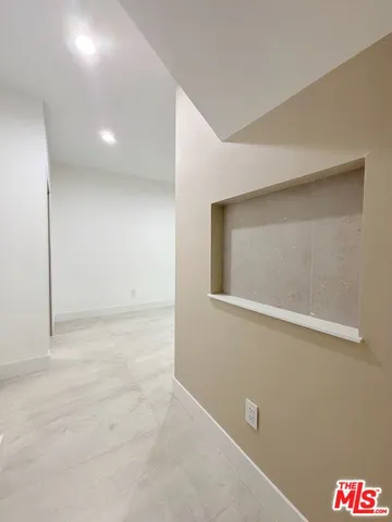 $4,999 | 713 Devirian Place, Altadena, CA 91001